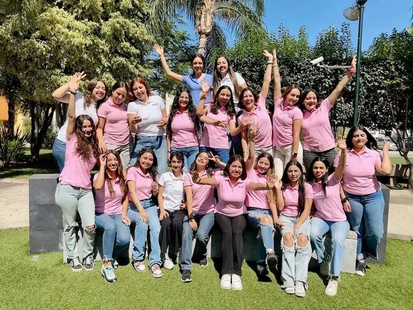 Equipo completo de niñeras iNanny